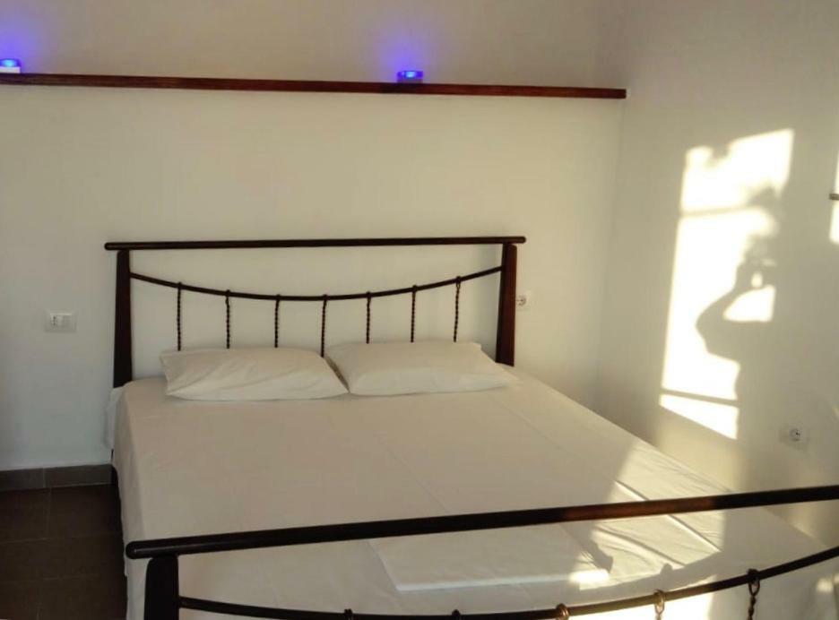 Valentina Rooms Qeparo Esterno foto
